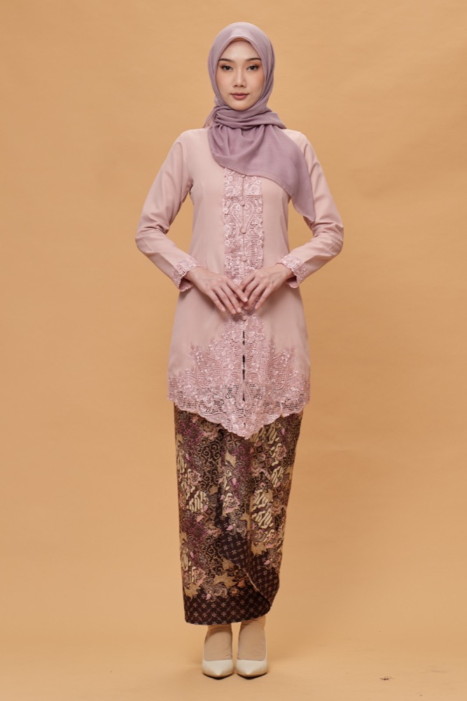 Foto (SET) Kebaya Naura X Meera