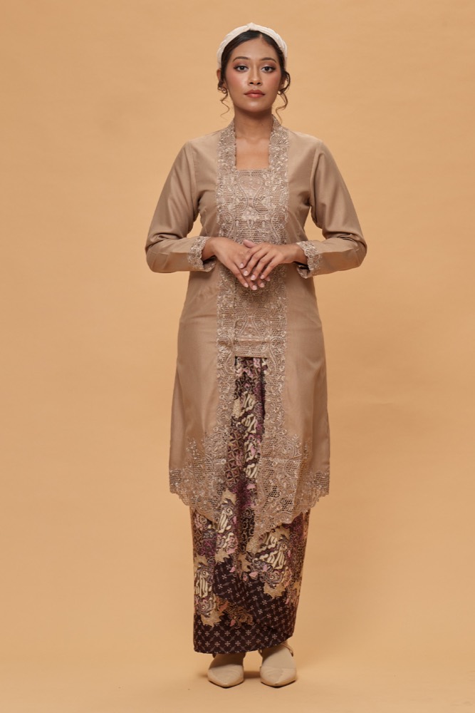 Foto (SET) Kebarung Nia X Meera