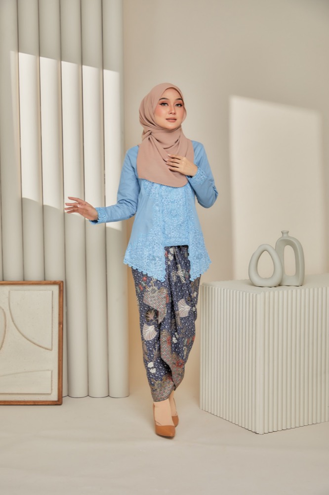 Foto (SET) KEBAYA KUNTUM X PARIO KALLY - RAYA EDITION
