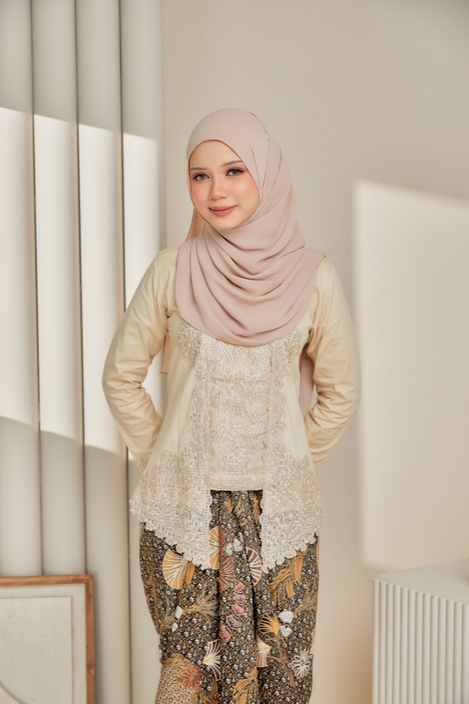 Foto (TOP ONLY) KEBAYA KUNTUM - RAYA EDITION