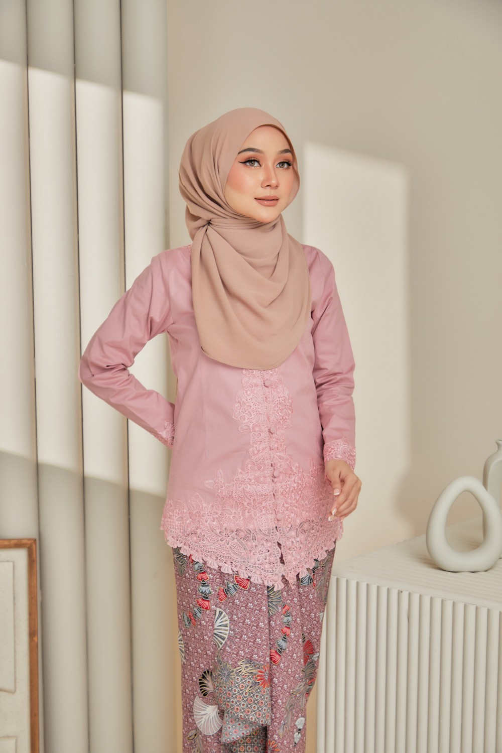 (TOP) KEBAYA KESUMA - RAYA EDITION