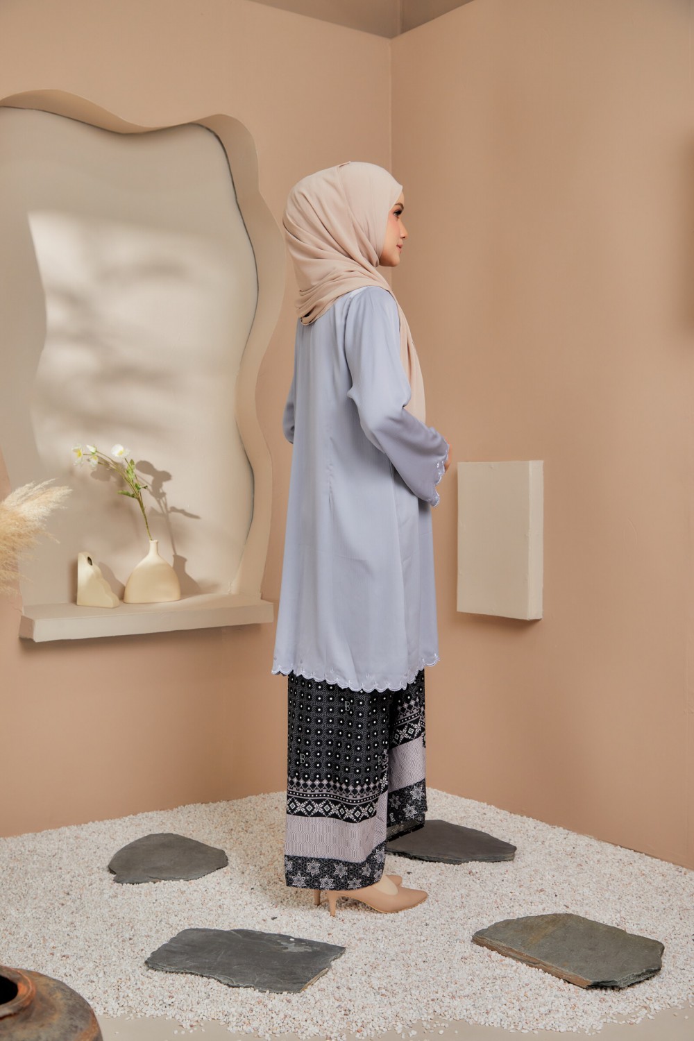 (SET) Kebaya Aurora Greyish Blue X Pario Abira Grey