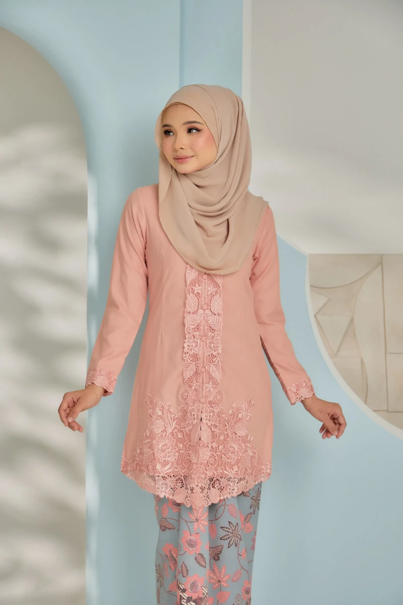 (TOP ONLY) SAFWA PEACH PINK