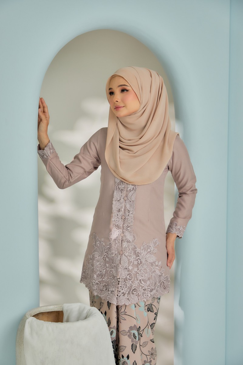 (TOP ONLY) SAFWA GREYISH LILAC