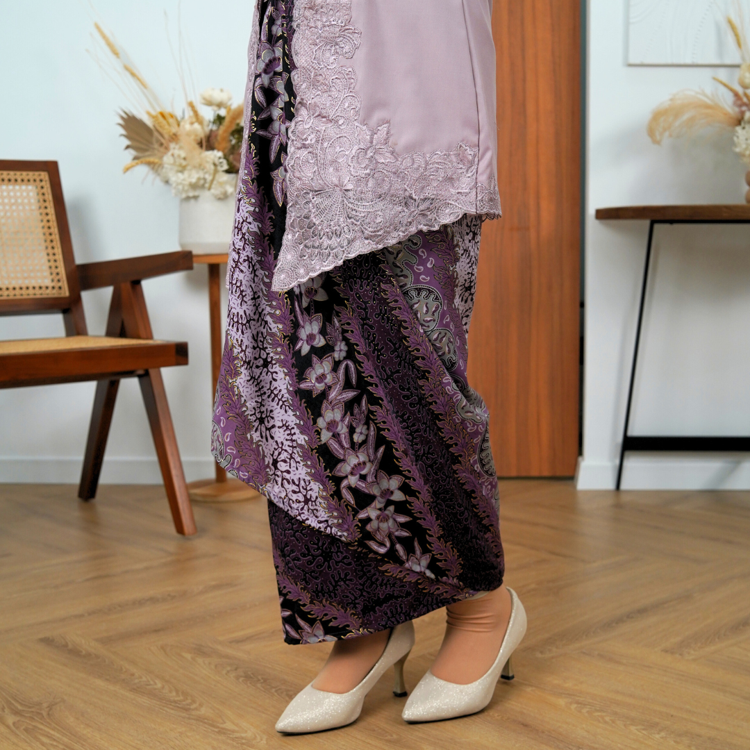 (SET) Kebaya Mawar Lilac Mist X Pario Laila Purple (FREE SHIPPING)